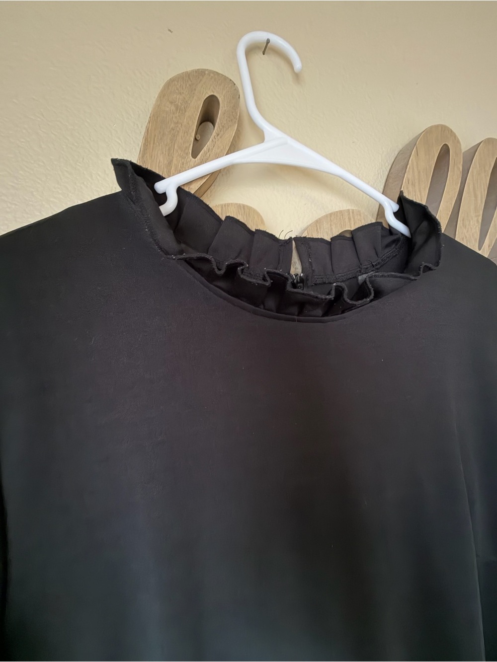 SHEIN Black Long-Sleeve Pleated Midi Dress with Ruffle Neck - Picture 2 of 4